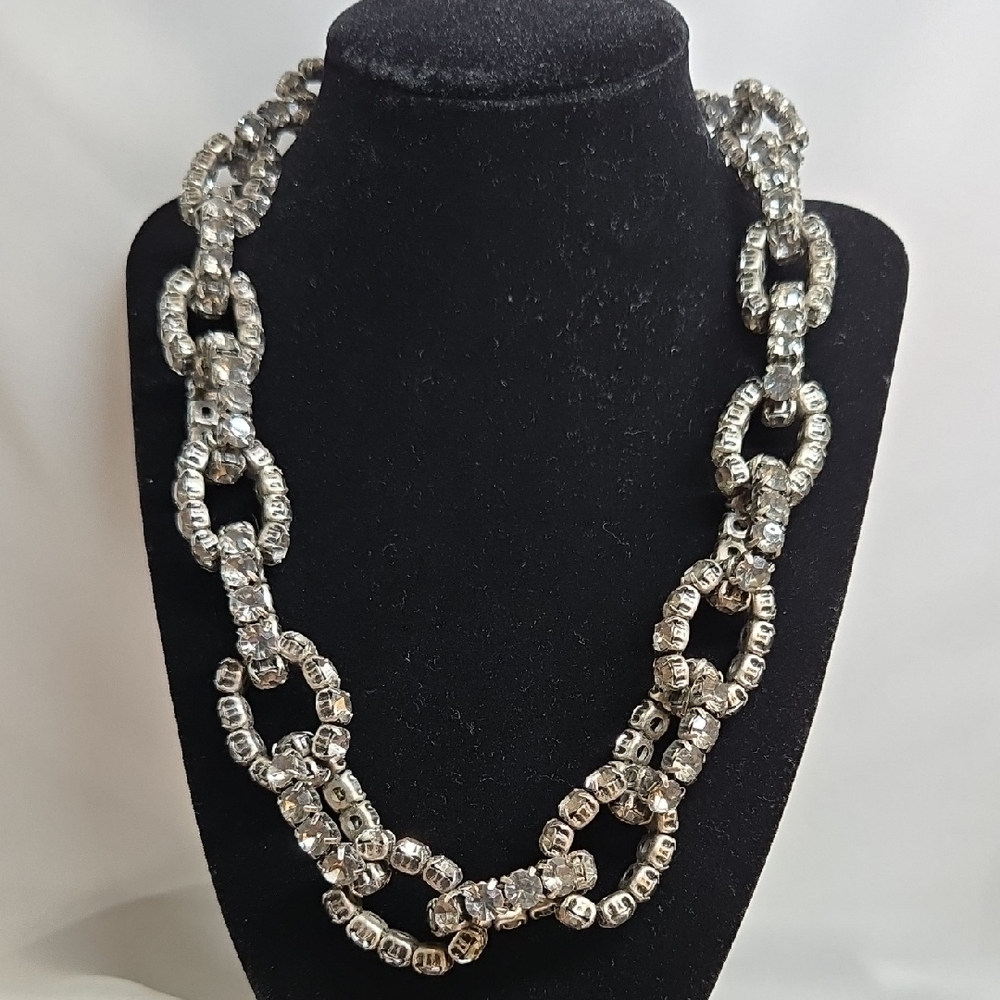 Vintage J.Crew Smokey Rhinestone Silver Tone Flexible Link Necklace